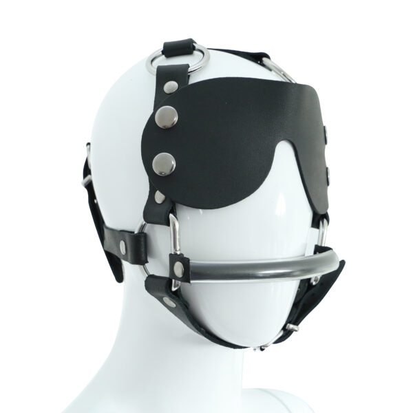 Uprząż na głowę z opaską na oczy i smyczą