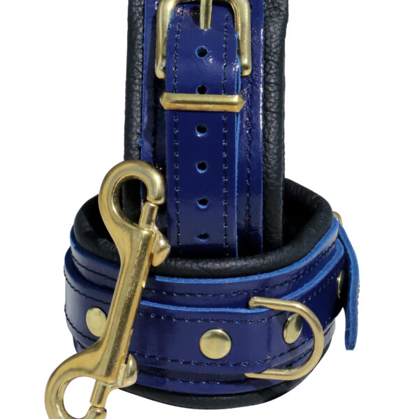 Zestaw skórnych kajdanek "Nowoczesny niebieski spotyka barokowe złoto"