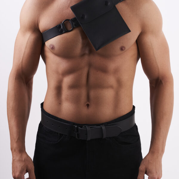 Skórzana torba na pasku czarny